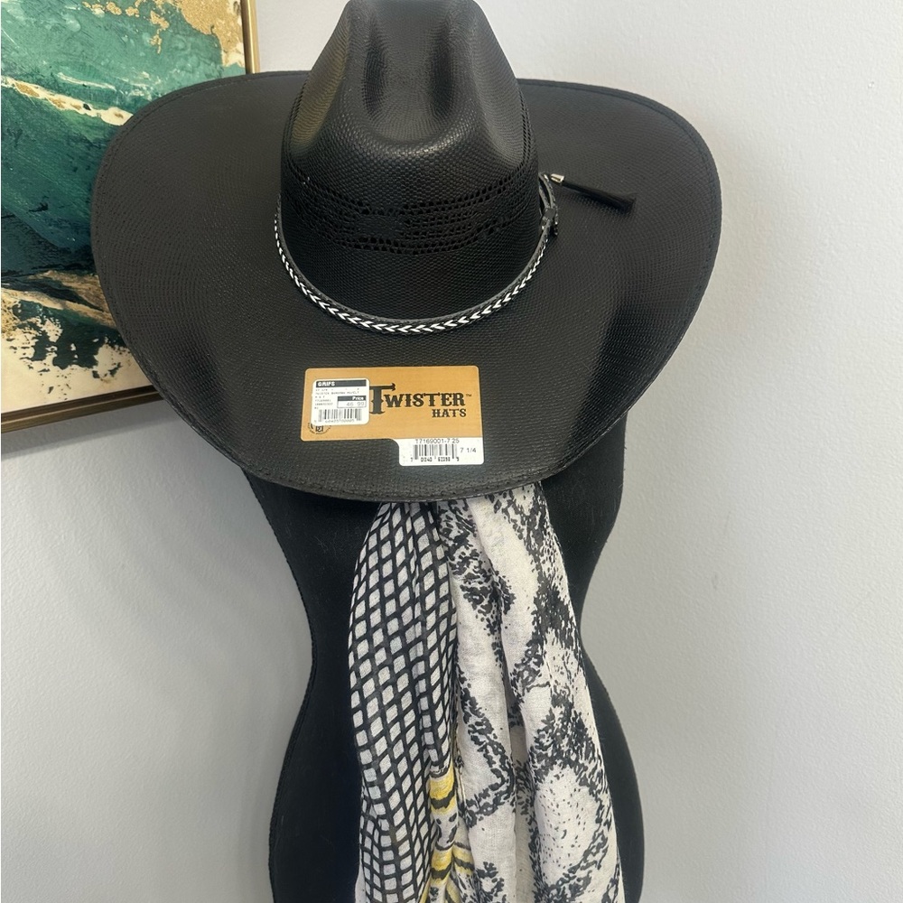 Twister Black Stylish Hat